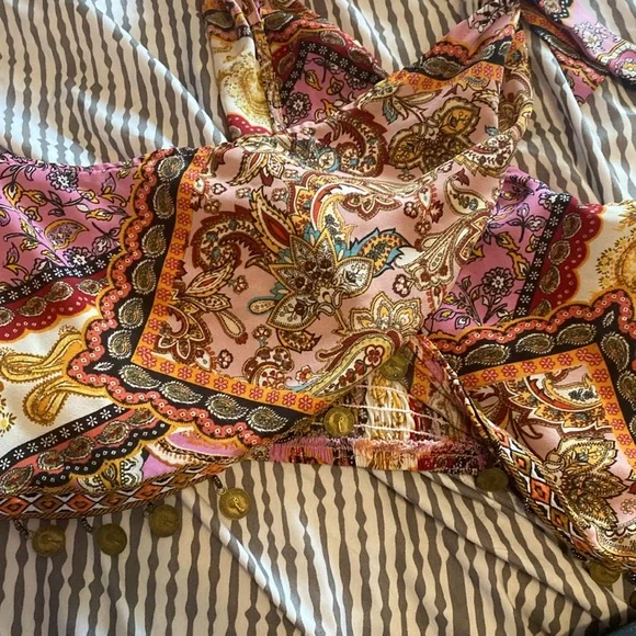 Clothes - Picture 6 of 16